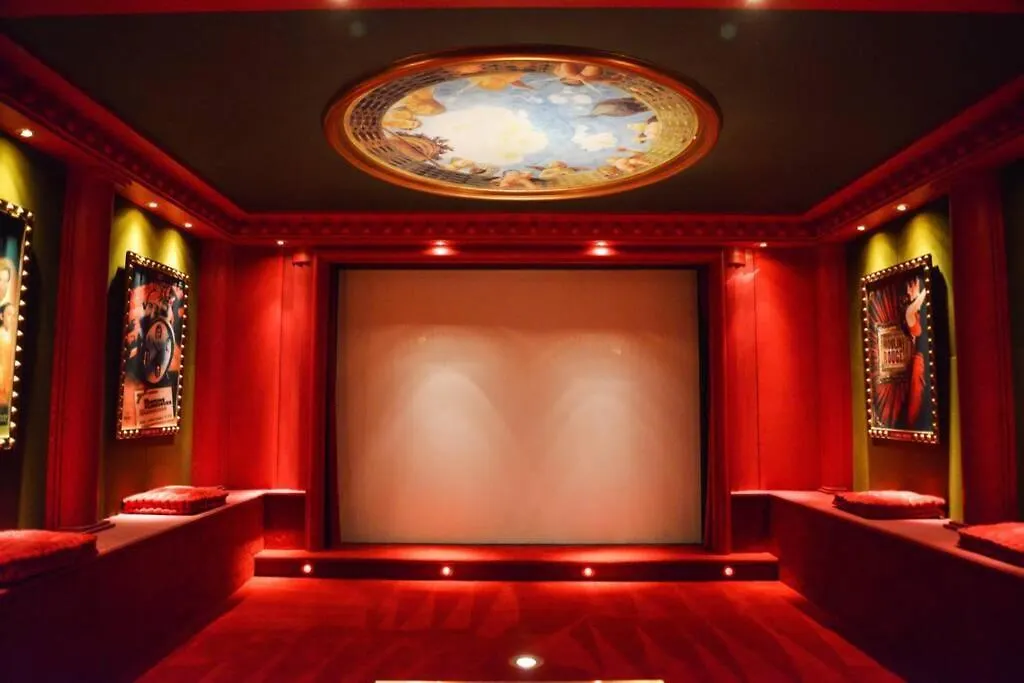 Villa Toulousaine De Standing - Garage - Cour - Cinema à Toulouse 0*,  France